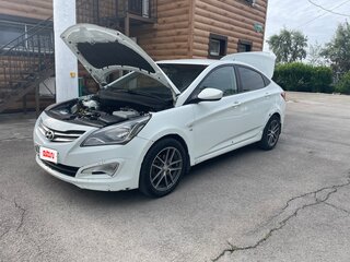 2016 Hyundai Solaris I Рестайлинг, белый, 800000 рублей, вид 1