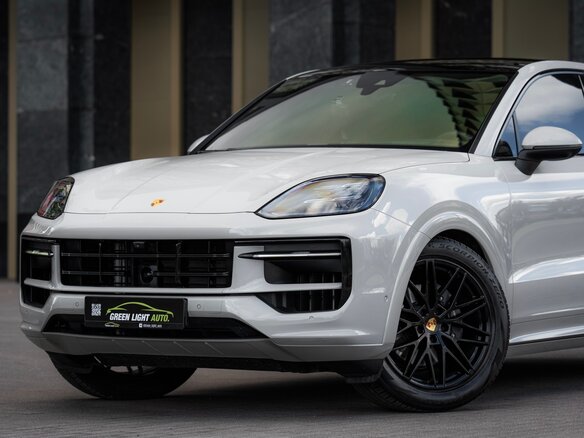 2024 Porsche Cayenne Coupé III Рестайлинг, серый, 14900000 рублей - вид 38