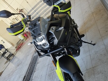 2025 QJMotor SVT 650, чёрный, 600000 рублей, вид 3