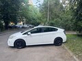 2012 Toyota Prius III Рестайлинг (XW30), белый, 900000 рублей