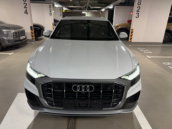 2020 Audi Q8 50 TDI I (4M), белый, 6250000 рублей - вид 5