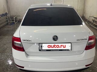 2017 Skoda Octavia III (A7) Рестайлинг, белый, 1630000 рублей, вид 5