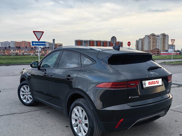 2018 Jaguar E-Pace I, чёрный, 2499000 рублей - вид 2