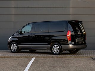 2012 Hyundai Grand Starex I, чёрный, 2195000 рублей, вид 4