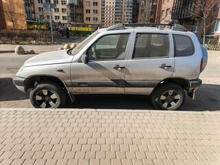 2003 Chevrolet Niva I, серебристый, 320000 рублей, вид 4