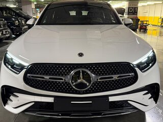 2026 Mercedes-Benz GLC Coupe 300 II (C254), белый, 9480000 рублей, вид 3