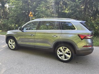 2023 Skoda Kodiaq I Рестайлинг, серый, 3350000 рублей, вид 3