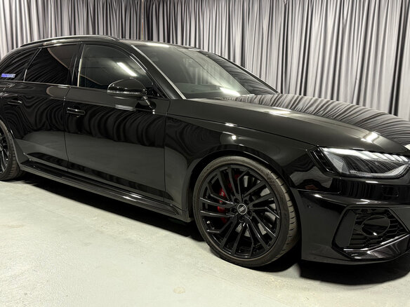 2021 Audi RS 4 IV (B9) Рестайлинг, чёрный, 7650000 рублей - вид 9