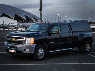 2013 Chevrolet Silverado II (GMT900), чёрный, 4500000 рублей, вид 3