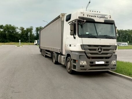 2018 Mercedes-Benz Actros, белый, 4100000 рублей, вид 2