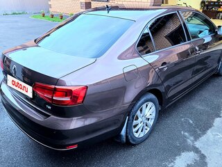 2015 Volkswagen Jetta VI Рестайлинг, коричневый, 1350000 рублей, вид 4