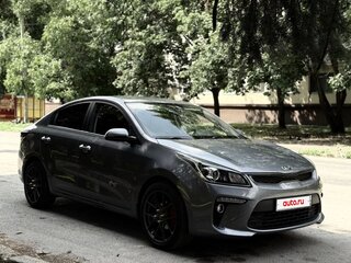 2020 Kia Rio IV, серый, 1795000 рублей, вид 5