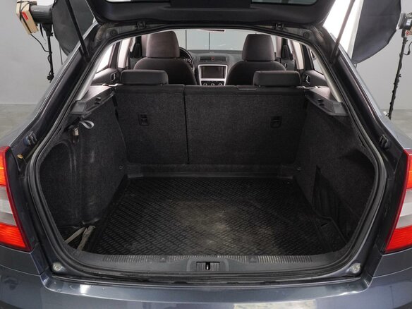 2011 Skoda Octavia II (A5) Рестайлинг, серый, 579000 рублей - вид 15