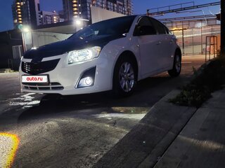 2013 Chevrolet Cruze I Рестайлинг, белый, 685000 рублей, вид 1