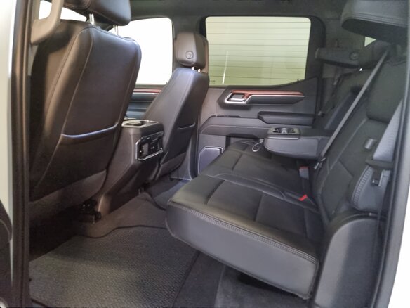 2023 GMC Sierra Crew Cab IV Рестайлинг, белый, 8000000 рублей - вид 29