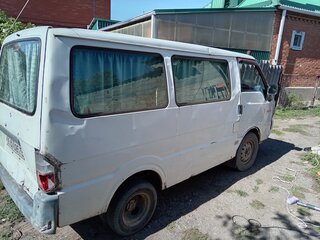 2000 Mazda Bongo IV, белый, 50000 рублей, вид 3
