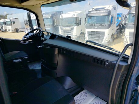 2020 Volvo FH, синий, 8041000 рублей, вид 5