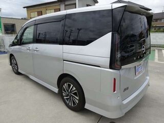2023 Nissan Serena VI (C28), серебристый, 2100000 рублей, вид 5