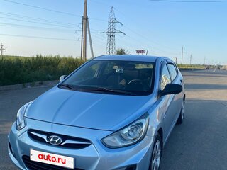 2012 Hyundai Solaris I, серый, 630000 рублей, вид 3