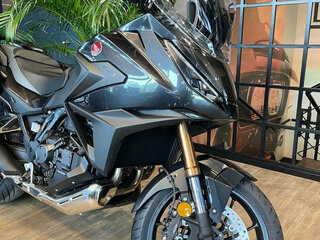 2025 Honda NT1100, чёрный, 2390000 рублей, вид 4
