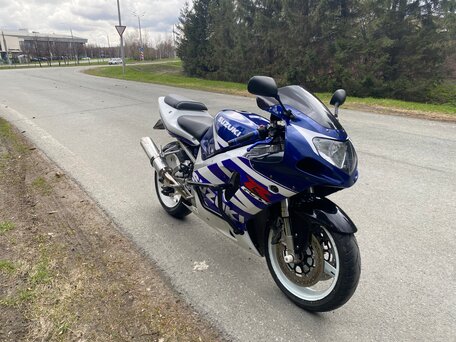 2000 Suzuki GSX-R 750, белый, 495000 рублей, вид 1