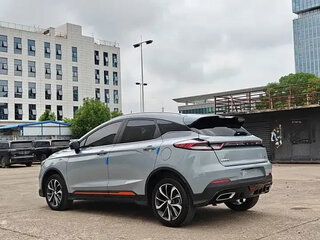 2022 Geely Emgrand S, серебристый, 980001 рублей, вид 3