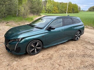 2022 Peugeot 308 III, зелёный, 1740000 рублей, вид 4