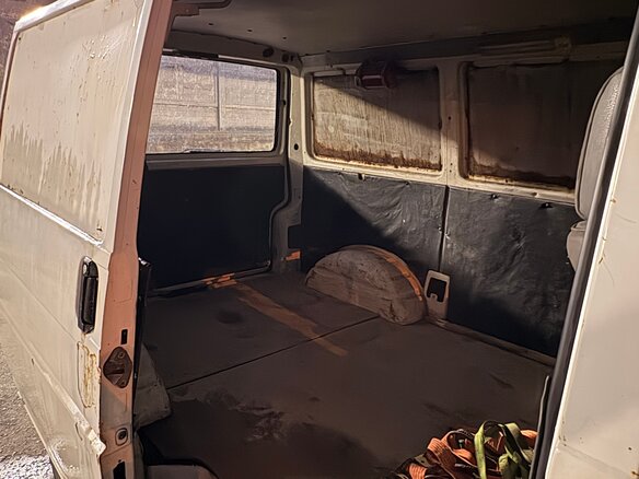1995 Volkswagen Transporter T4, белый, 570000 рублей - вид 5