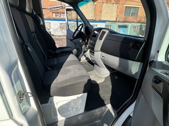 2014 Volkswagen Crafter, белый, 2400000 рублей - вид 10