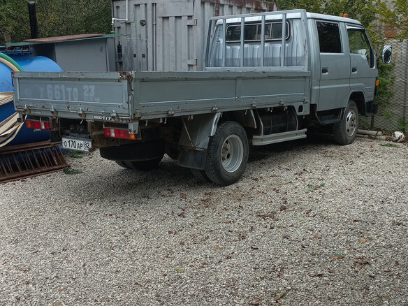 1991 Toyota Dyna, серый, 1100000 рублей - вид 8