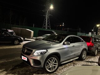 2015 Mercedes-Benz GLE Coupe 400 I (C292), серебристый, 3700000 рублей, вид 2