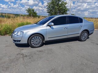 2006 Volkswagen Passat B6, серебристый, 525000 рублей, вид 2