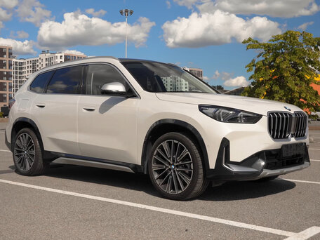 2023 BMW X1 Long 20Li sDrive III (U11/U12), белый, 3250222 рублей, вид 2
