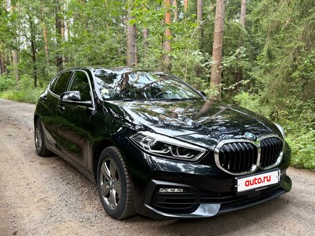 2021 BMW 1 серии 116d III (F40), чёрный, 2099900 рублей, вид 3
