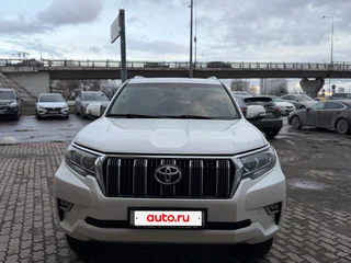 2019 Toyota Land Cruiser Prado 150 Series Рестайлинг 2, белый, 4999000 рублей, вид 4