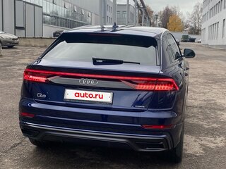 2021 Audi Q8 45 TDI I (4M), синий, 6490000 рублей, вид 5