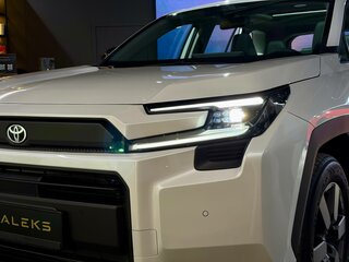 2026 Toyota RAV4 VI (XA60), белый, 4350000 рублей, вид 2