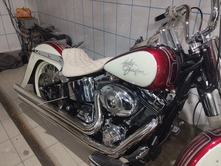 2007 Harley-Davidson Heritage, красный, 1200000 рублей, вид 5