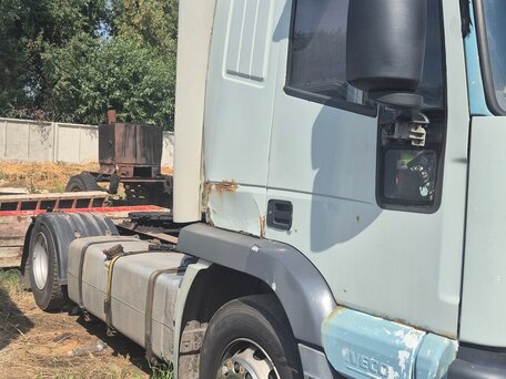 2000 Iveco EuroTech, серый, 550000 рублей, вид 2