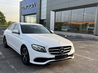 2019 Mercedes-Benz E-Класс 200 d V (W213, S213, C238), белый, 3200000 рублей, вид 3