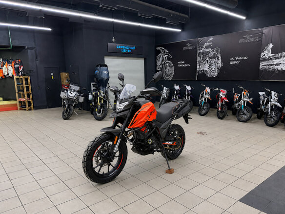 2026 Regulmoto Duke, оранжевый, 212800 рублей