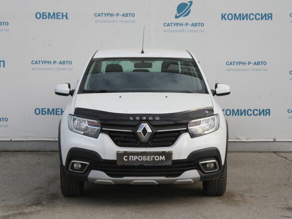 2020 Renault Logan Stepway II Рестайлинг, белый, 1195000 рублей - вид 1