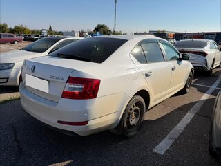 2013 Skoda Octavia III (A7), белый, 620000 рублей, вид 3
