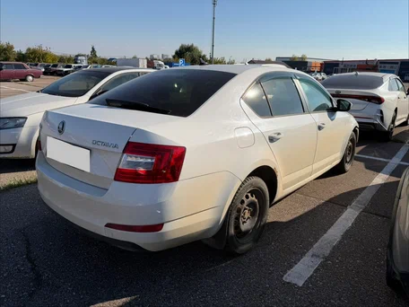 2013 Skoda Octavia III (A7), белый, 620000 рублей, вид 3