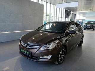 2016 Hyundai Solaris I Рестайлинг, коричневый, 929000 рублей, вид 3