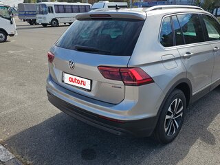 2019 Volkswagen Tiguan II, серый, 1980000 рублей, вид 4