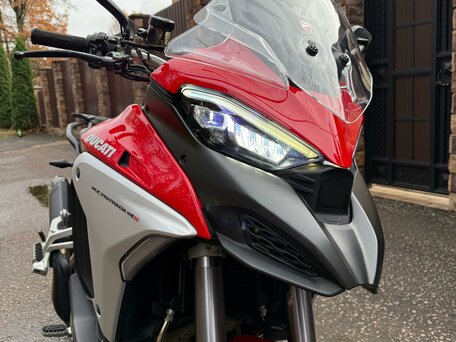 2023 Ducati Multistrada V4, красный, 1760000 рублей, вид 3