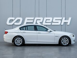 2013 BMW 5 серии 528i xDrive VI (F10/F11/F07), белый, 1370000 рублей, вид 5