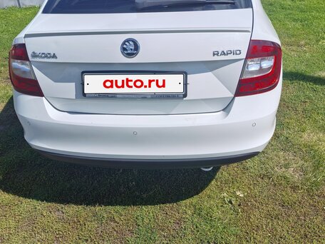 2018 Skoda Rapid I Рестайлинг, белый, 1080000 рублей, вид 4