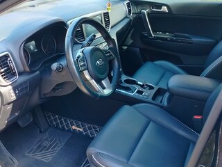 2020 Kia Sportage IV Рестайлинг, чёрный, 3200000 рублей, вид 5